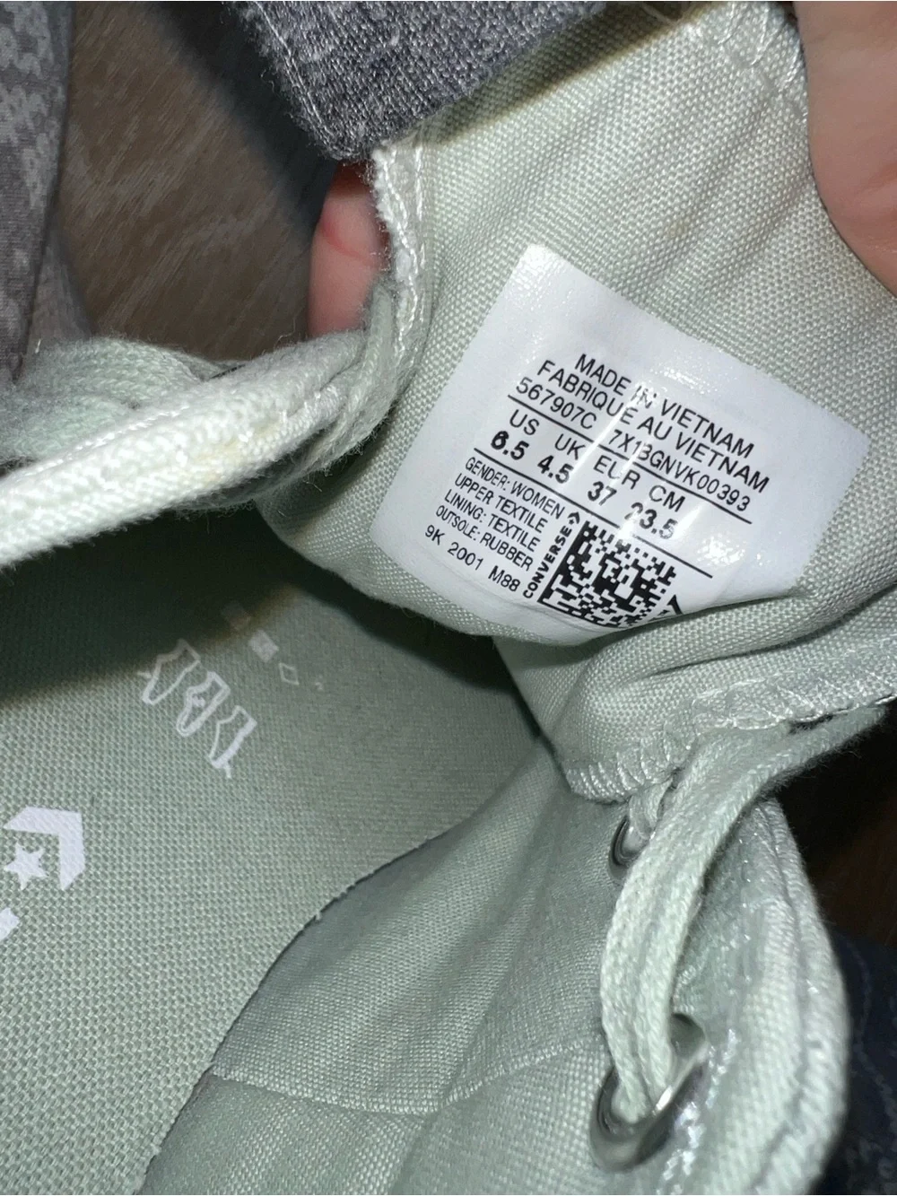 Converse mint green